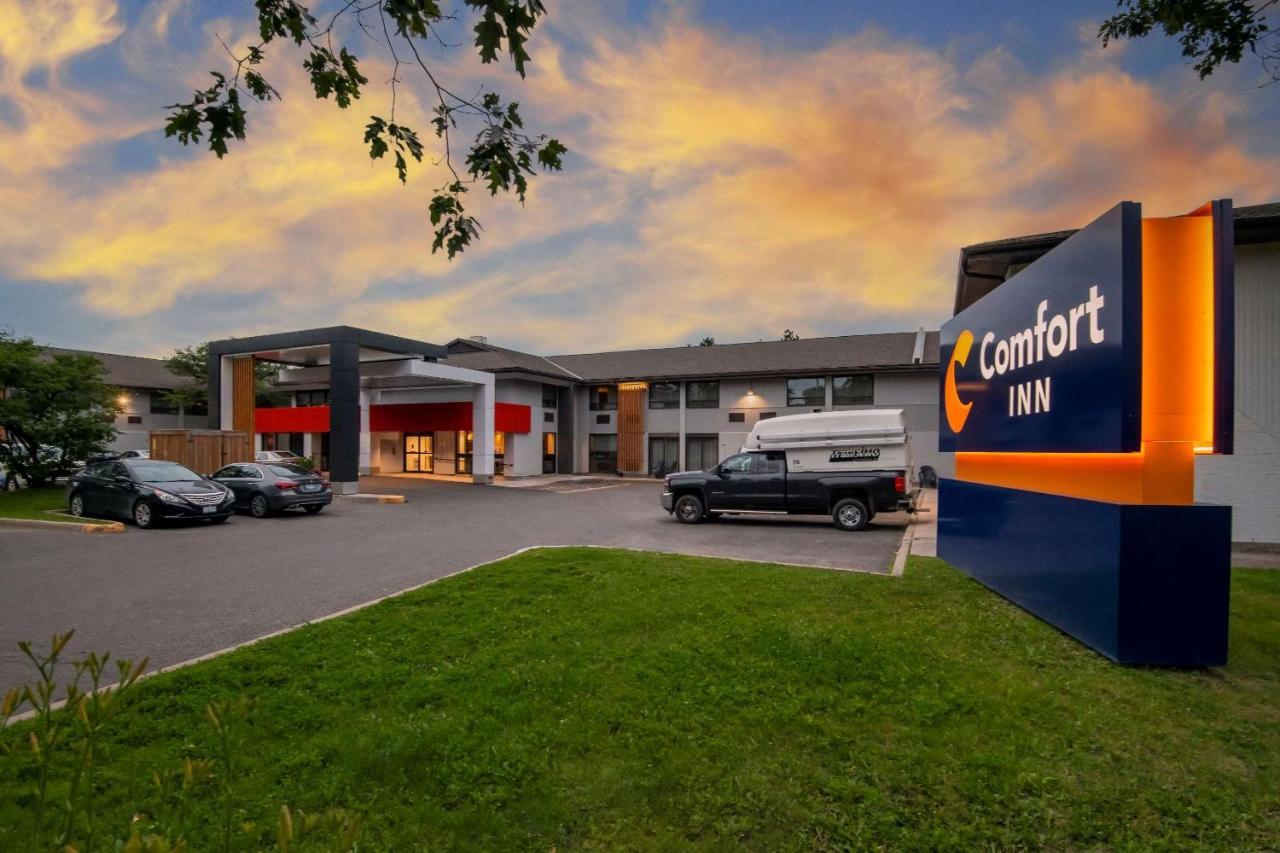 Comfort Inn West Οττάβα Εξωτερικό φωτογραφία