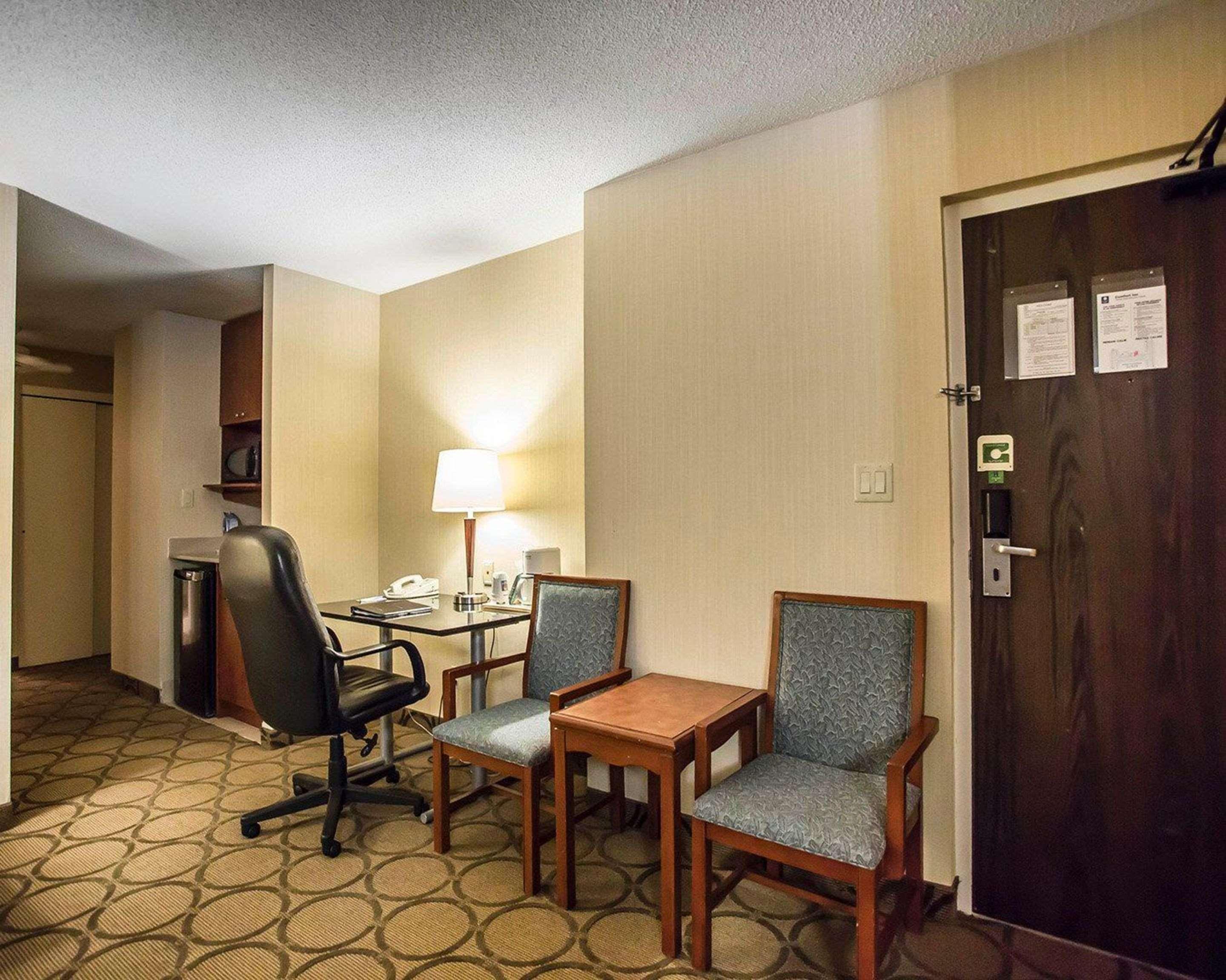 Comfort Inn West Οττάβα Εξωτερικό φωτογραφία