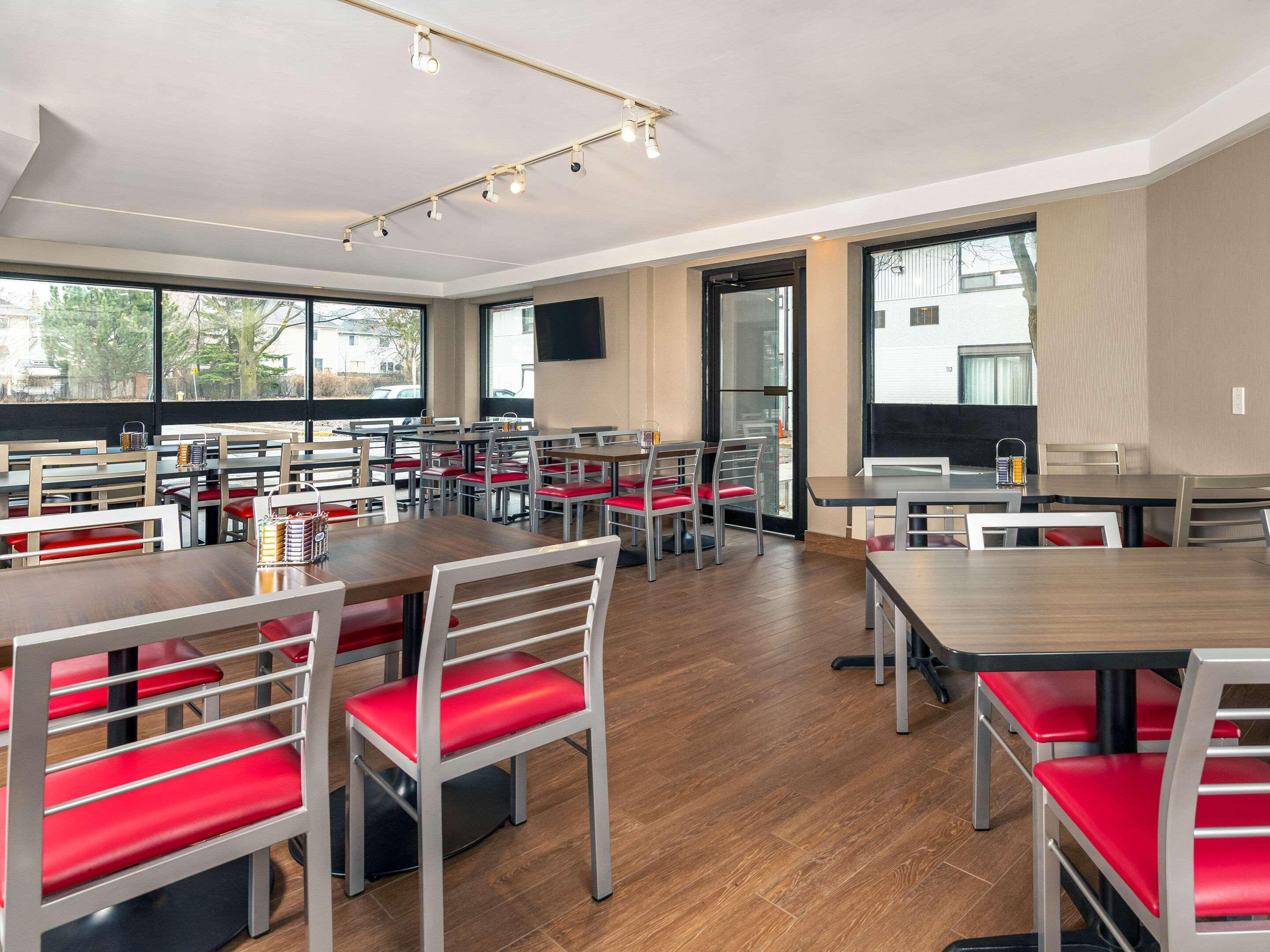 Comfort Inn West Οττάβα Εξωτερικό φωτογραφία